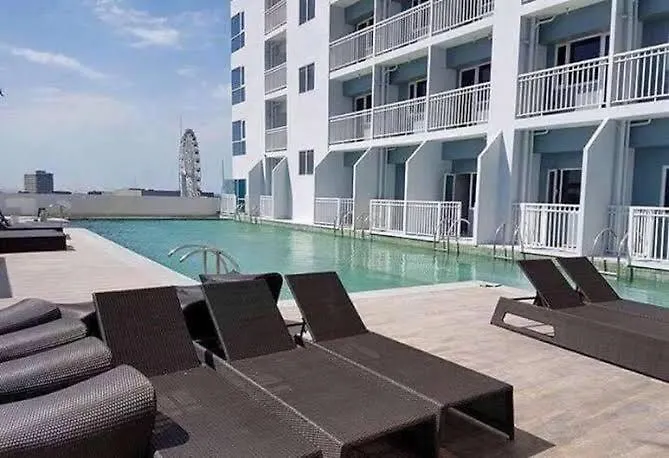Khael Sunset View In Breeze Residences Hotel